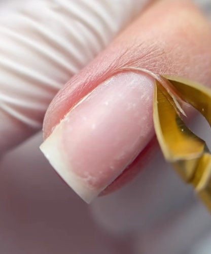 manicure nails 