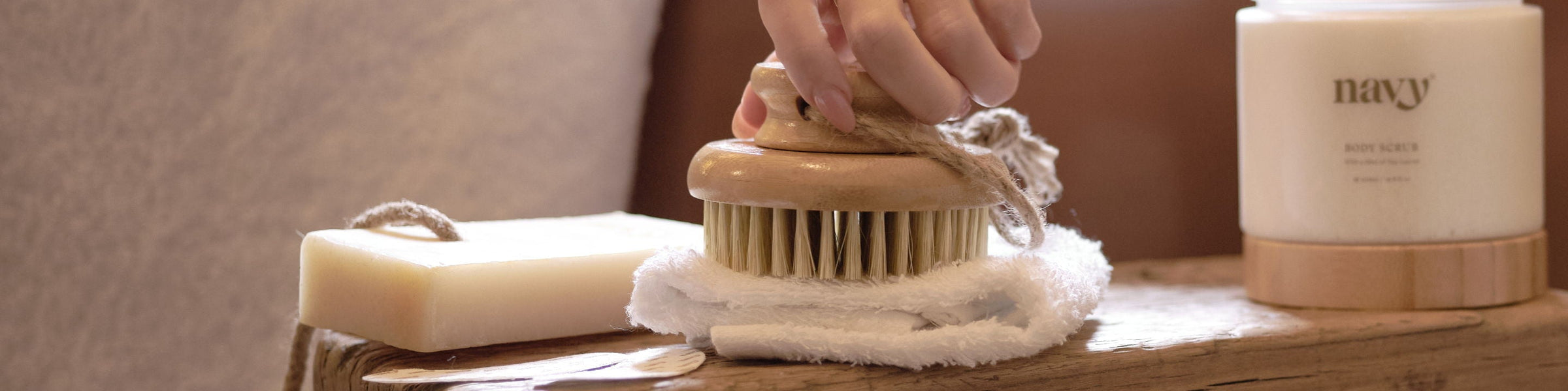 Body Brushes & Exfoliating Mitts