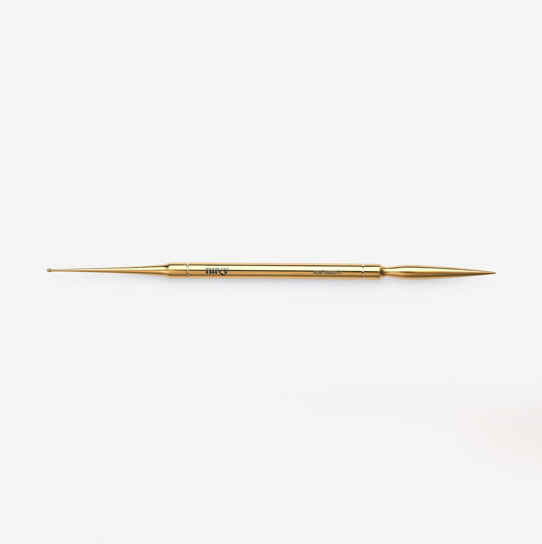 nail detailing tool. Gold.